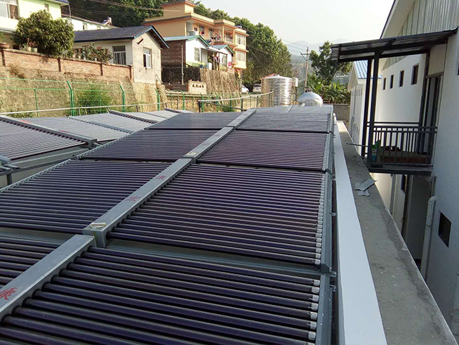 集中供熱太陽能熱水器