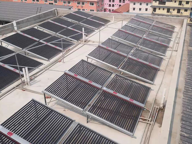 集中供熱太陽能熱水器