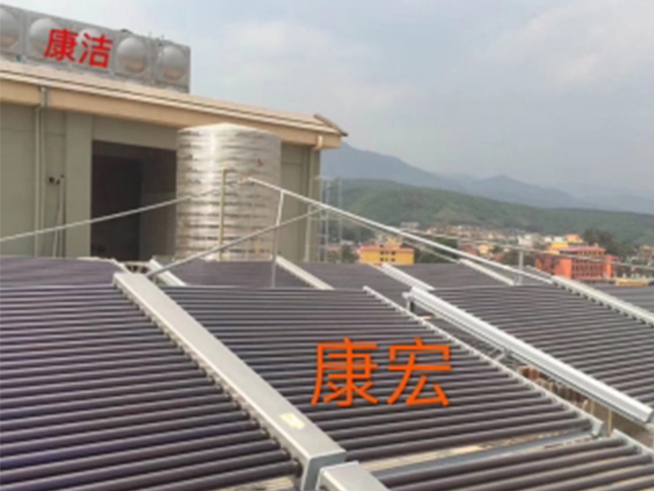 集中供熱太陽能熱水器